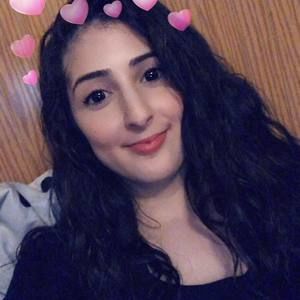 Meet your Posher, Gina